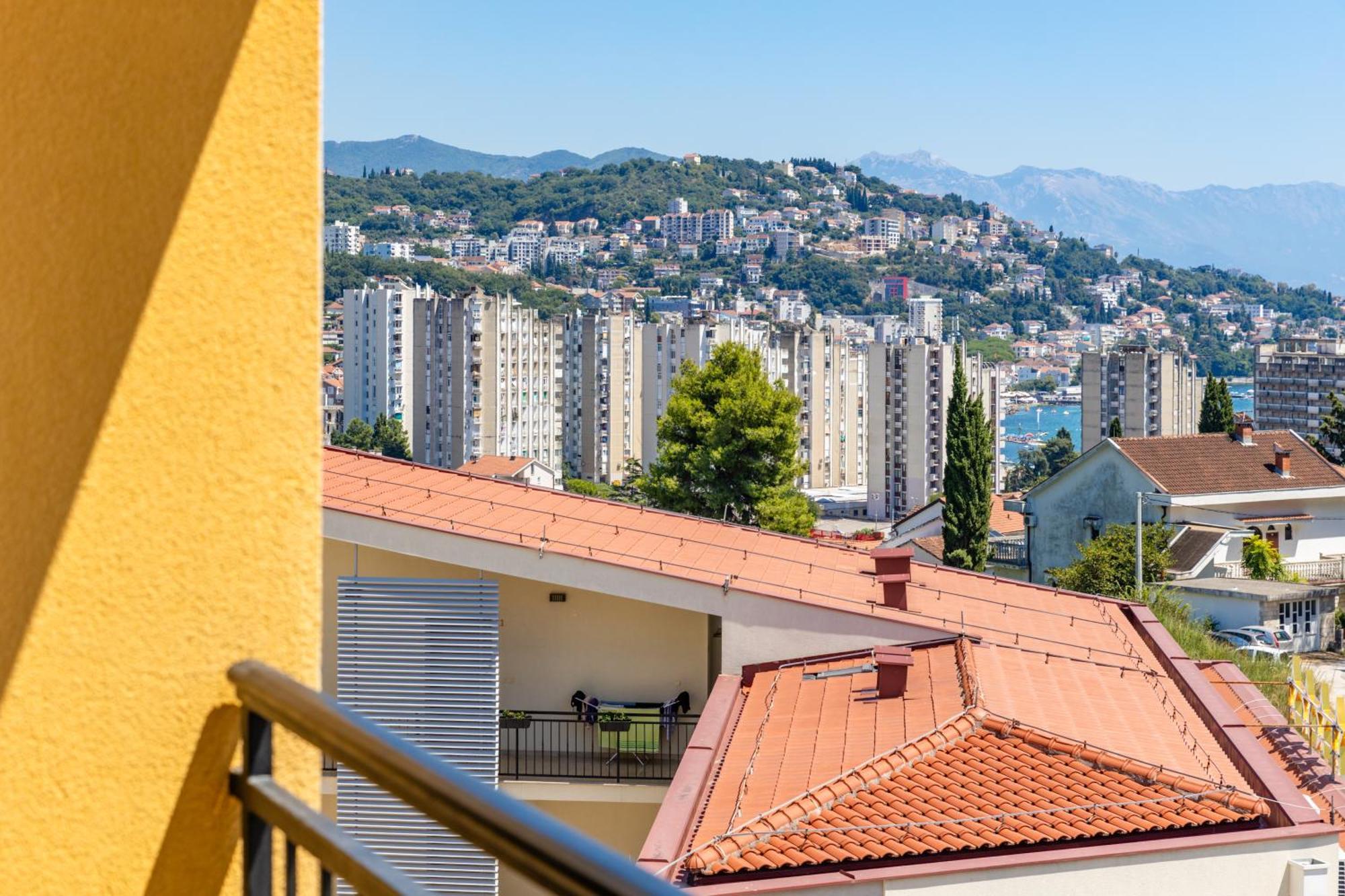 Apart Hotel M S Katunjanin Herceg Novi Exterior foto